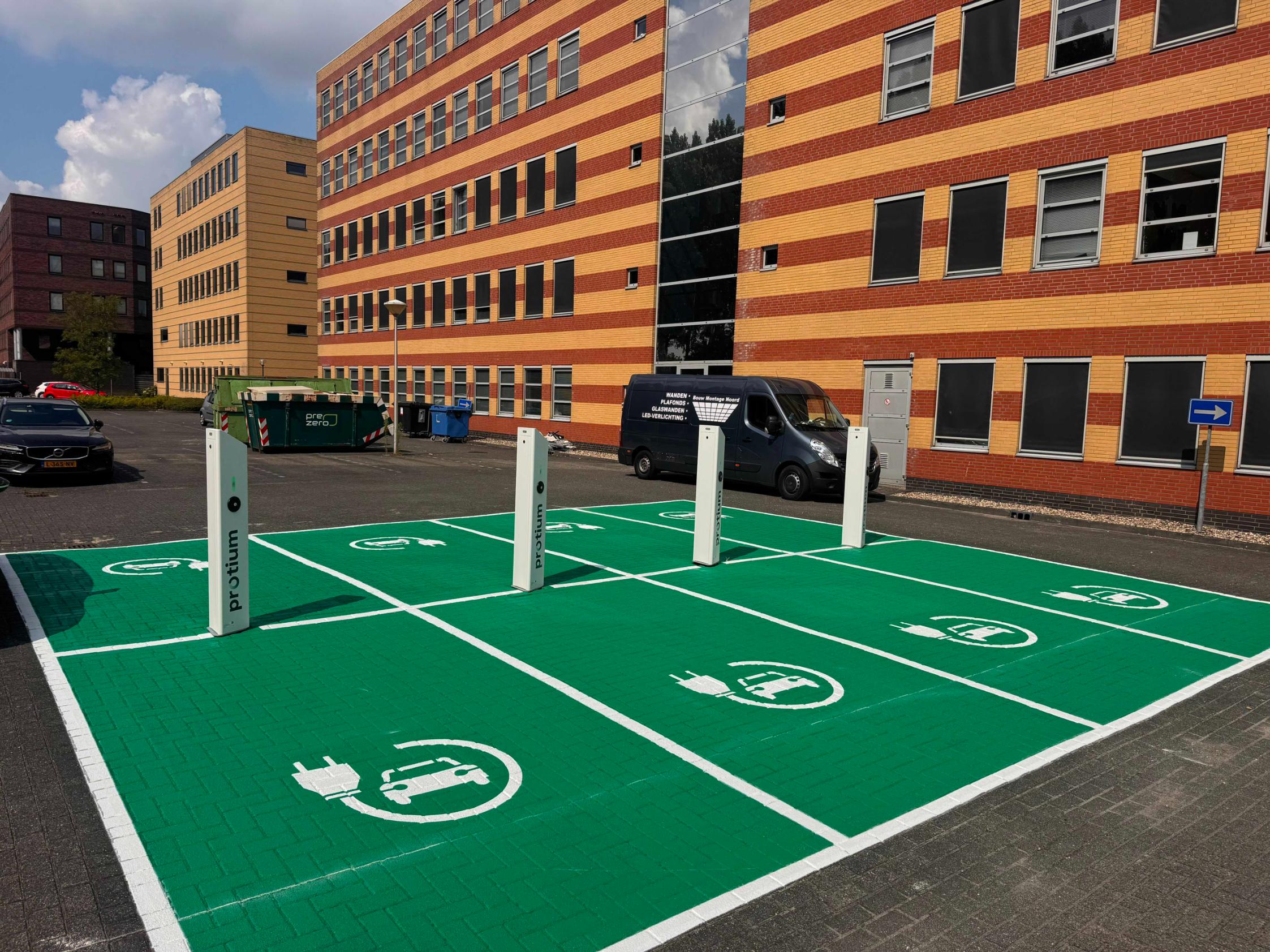 E-laadvakken Protium, Groningen